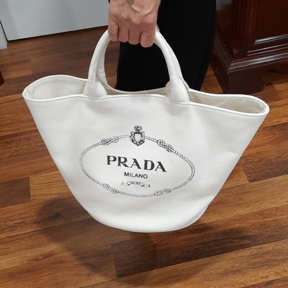 Prada Beach tote